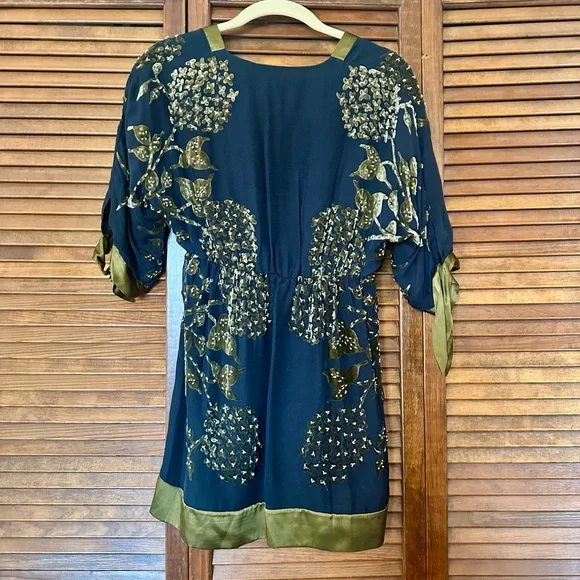 Hale Bob silk velvet burnout beaded babydoll top in black and olive green size M - Picture 8 of 11